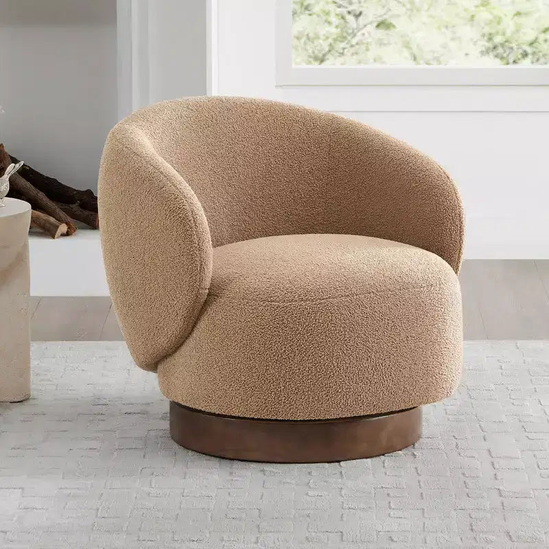 Fauteuil tonneau pivotant rembourré d’appoint Spruce&Spring avec base en bois