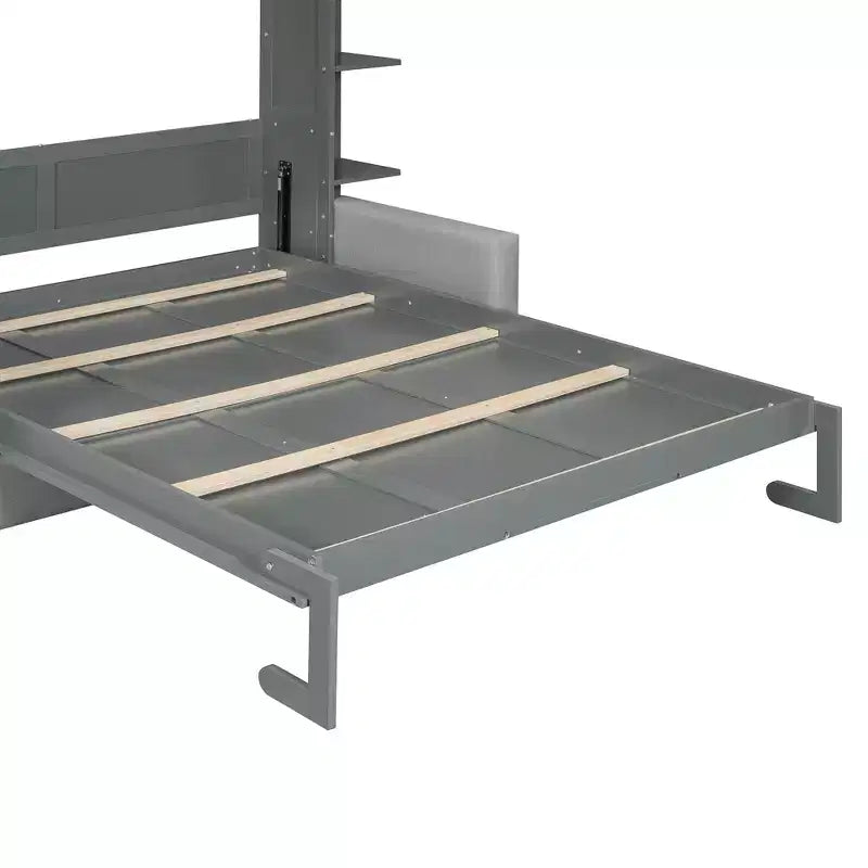 Letto a scomparsa matrimoniale Whisen dal design moderno con struttura in legno, divano e ripiani