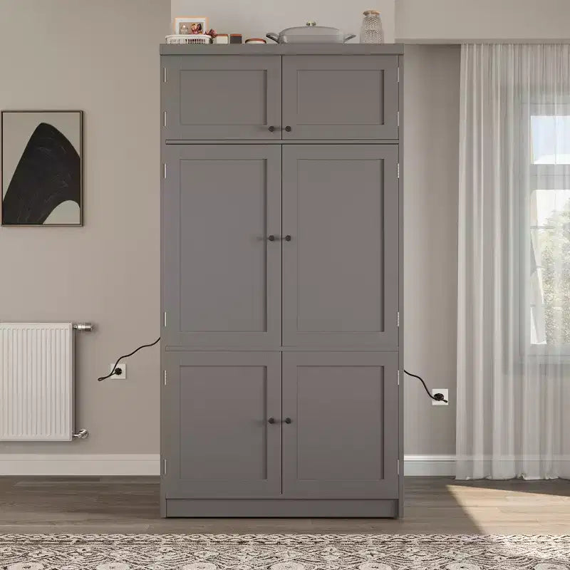 Armoire garde-manger haute pour cuisine avec prises électriques, grand placard autoportant avec support pour micro-ondes, tiroirs, étagères, porte-bouteilles et étagères intégrées à la porte