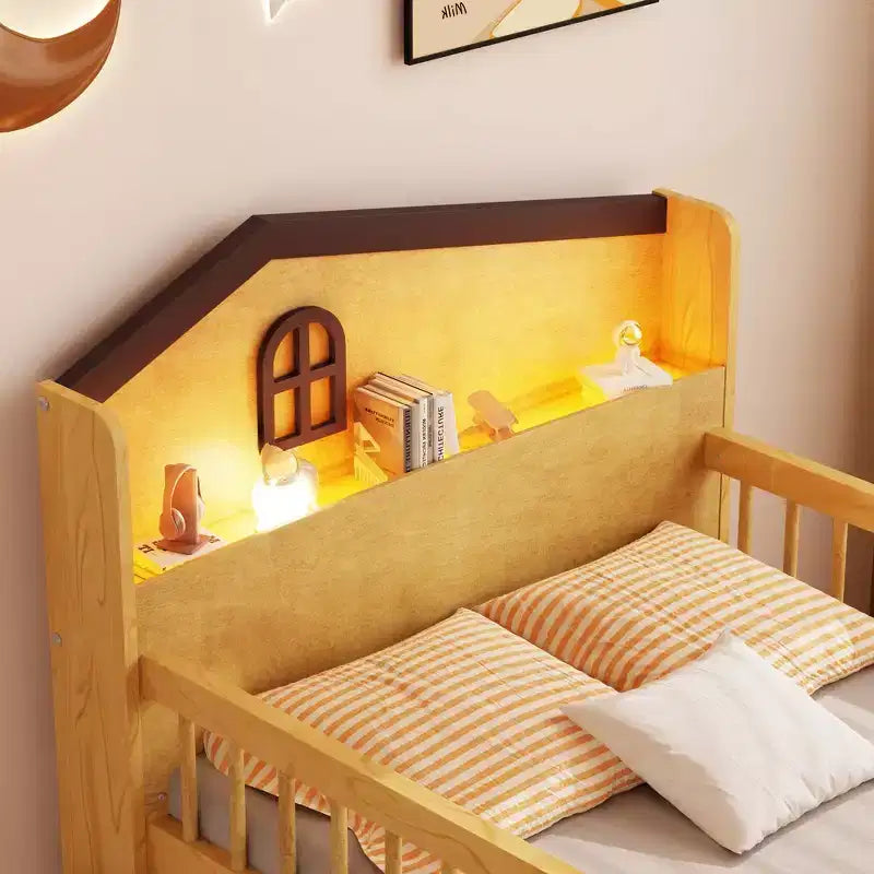 Whisen niedriges Hochbett für eine Einzelmatratze mit LED-Beleuchtung, Kopfteil in Hausform und Staubladen, robuste Konstruktion