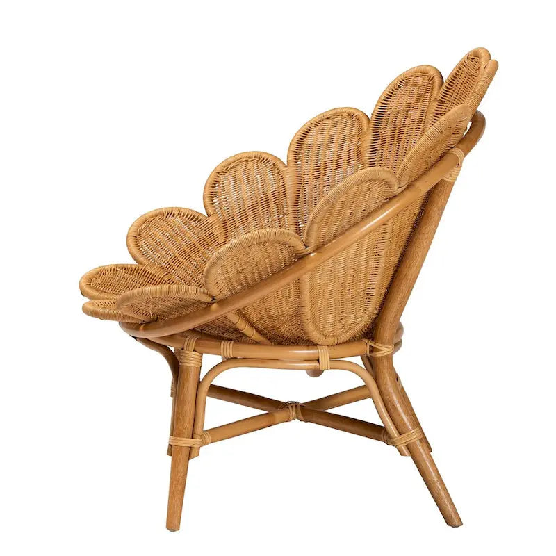 Blossom Boho-Akzentstuhl aus Honig-Rattan in Blumenform