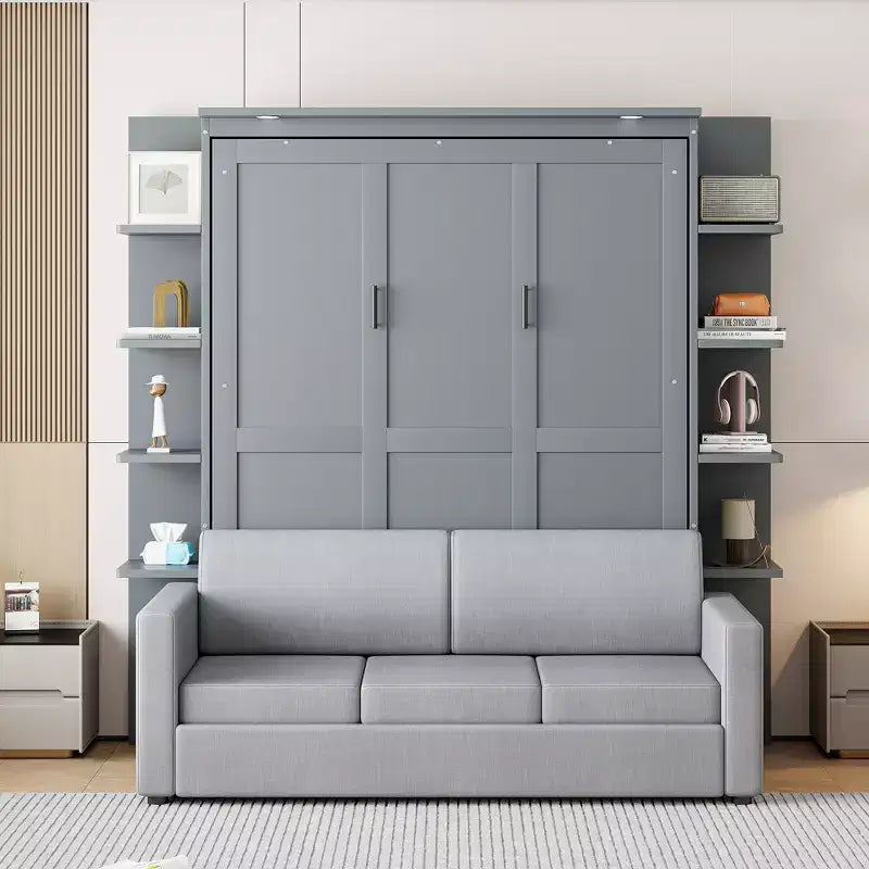 Letto a scomparsa matrimoniale Whisen dal design moderno con struttura in legno, divano e ripiani