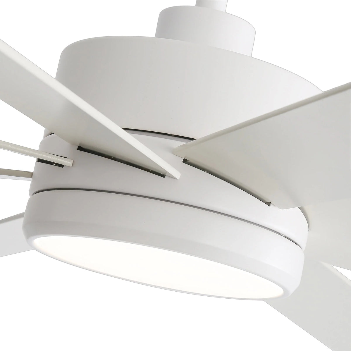 Ventilateur de plafond noir de 65 po à 8 pales avec lumière et télécommande